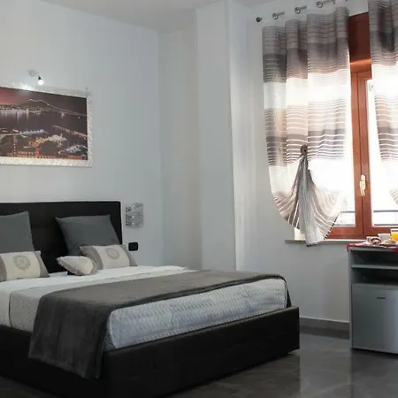 La Perla נאפולי